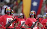 Bất ngờ trước vẻ đẹp nữ binh sĩ 'quốc gia hoa hậu' Venezuela