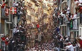 Hình ảnh khiếp vía về lễ hội đua bò tót ở Tây Ban Nha