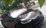 Bất ngờ siêu xe điện Tesla trị giá 8 tỷ đồng lăn bánh tại Hà Nội