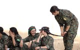 Vẻ đẹp nữ chiến binh thép khiến IS kinh sợ và quân chính phủ Syria lo ngại