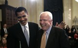 Thượng nghị sĩ John McCain đối mặt với sự sống mong manh