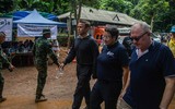 [ẢNH] Bác sĩ Australia giải cứu đội bóng thiếu niên Thái Lan, từ kỳ nghỉ hè trở thành dấu ấn người hùng