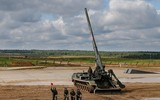 [ẢNH] Pháo có thể bắn đạn hạt nhân của Nga ồ ạt tập trận, động thái nhỏ đầy ẩn ý của Nga