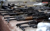 [ẢNH] Khủng bố tiếc nuối khi kho vũ khí lớn chôn giấu ngay trong thủ đô bị Syria thu giữ