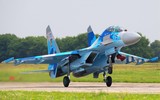 [ẢNH] Tiêm kích Su-27 Ukraine lao xuống đất khi đối đầu giả định với F-15 Mỹ?