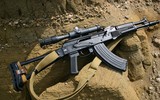 [ẢNH] AK-104 đã được Nga viện trợ gấp cho Syria chuẩn bị cho chiến trường Idlib?