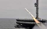 [ẢNH] Bất lực trước kho tên lửa phòng không hiện đại từ từ chìm xuống biển cùng chiến hạm F131