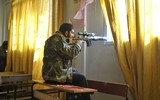 [ẢNH] Tịch thu vũ khí từ khủng bố, Nga, Syria lạnh người trước 