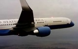 [ẢNH] Lý do chuyên cơ Air Force Two Mỹ đậu tại Đà Nẵng khi Tổng thống Trump đến Hà Nội