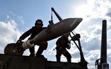 [ẢNH] Pháo binh Nga bất ngờ khai hỏa dữ dội loại cối có thể bắn đạn hạt nhân