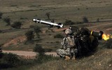 [ẢNH] 620 sát thủ diệt tăng Javelin Mỹ bất ngờ vây chặt xe tăng Nga