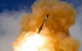 [ẢNH] Mỹ phóng tên lửa ‘sát thủ’ đánh chặn ngoài tầng khí quyển thị uy trước Nga
