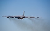 [ẢNH] Mỹ đưa thêm ‘pháo đài bay’ B-52H vào biên chế, tín hiệu rắn không chỉ cho mình Iran?