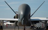 [ẢNH] Iran trưng bày mảnh vỡ UAV đắt hơn cả F-35 và nỗi uất hận của Mỹ