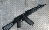 [ẢNH] Nga bất ngờ trang bị siêu súng AK-105 cho lính tinh nhuệ Syria