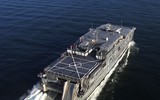[ANH] Chiến hạm đổ bộ siêu tốc Mỹ lớp Spearhead rẽ sóng trên biển Đông