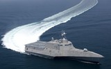 [ẢNH] Chiến hạm 3 thân Mỹ 'xé sóng' thị uy sức mạnh trên biển Đông
