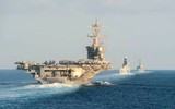 [ẢNH] Gần 20 chiến hạm Iran đuổi theo siêu tàu sân bay hạt nhân Mỹ