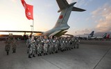 [ẢNH] 8 máy bay vận tải khổng lồ Trung Quốc cấp tốc chuyển quân tiếp sức Vũ Hán