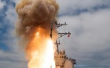 [ẢNH] Mỹ sắm tới gần 800 tên lửa SM-6 để làm gì?
