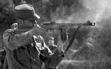 [ẢNH] Súng tiểu liên 78 tuổi Liên Xô xả liên tục 900 phát đạn mà không hỏng hóc