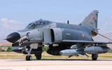 [ẢNH] Thắng áp đảo Su-27, Thổ Nhĩ Kỳ tự tin đem F-4E 2020T đấu Nga tại Syria?