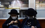[ẢNH] Thủ tướng Nhật Bản kêu gọi mở lại trường học bất chấp dịch Covid-19