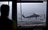 [ẢNH] Tàu sân bay Mỹ có nguy cơ nằm bờ khi thủy thủ nhiễm Covid-19?