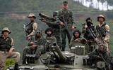 [ẢNH] Tướng quân đội Venezuela tự nộp mình cho Mỹ