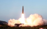 [ẢNH] Triều Tiên nghi phóng tên lửa đạn đạo giữa bối cảnh đại dịch Covid-19