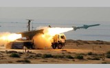 [ẢNH] Tên lửa diệt hạm Trung Quốc trong biên chế Iran có thể gây nguy hiểm cho tàu chiến Mỹ