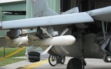 [ẢNH] Loại tên lửa sát thủ mà Su-35 mang theo khi áp sát 
