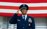 [ẢNH] Quân đội Mỹ có tham mưu trưởng da màu đầu tiên