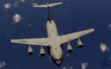 [ẢNH] Ấn Độ dùng máy bay khổng lồ Mỹ để lập cầu hàng không tới biên giới Trung Quốc