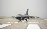 [ẢNH] Tiêm kích F-16 đảo Đài Loan ào ạt ném bom diễn tập