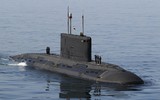 [ẢNH] Cho tàu ngầm Kilo thị uy trên mặt đường, Iran vô tình phơi bày sự thực trớ trêu