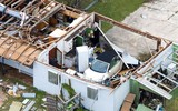 Nhà máy hóa chất tại Houston bị bão Harvey nhấn chìm bất ngờ phát nổ