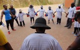 Gặp mặt các võ sĩ lão bà của Nam Phi