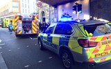 Vụ nổ trên tàu điện ngầm ở London, Anh là tấn công khủng bố