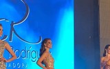 [ẢNH] Hút hồn vẻ đẹp của Tân Hoa hậu thế giới 2018