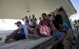 [ẢNH] Hành trình gian khổ của đoàn người di cư Honduras đang đổ về biên giới với Mỹ