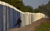 [ẢNH] Những hàng rào biên giới không tưởng trên thế giới