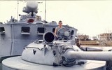 [ẢNH] Kỳ lạ những tàu tuần tra cỡ nhỏ được tích hợp tháp pháo xe tăng