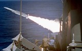 [ẢNH] Kinh ngạc khi chiến hạm Nga dùng tên lửa phòng không diệt mục tiêu... mặt nước