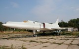 [ẢNH] Ngạc nhiên trước sức mạnh phi đội máy bay ném bom Tu-22M3 của Ukraine