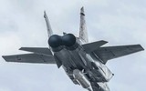 [ẢNH] MiG-31 mang tên lửa Kinzhal lắp đầu đạn hạt nhân tuần tra biển Đen, Ukraine 