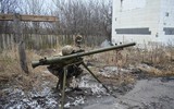 [ẢNH] Quân đội Ukraine ào ạt tiến vào 
