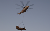 [ẢNH] Mang được tải trọng gấp đôi nhưng vì sao Mi-26 lại thất bại nặng nề trước CH-47?