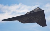 [ẢNH] F-117A Nighthawk phải hạ cánh khẩn cấp khi âm thầm xâm nhập Syria, nghi bị trúng đạn?