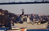 [ẢNH] Tàu vận tải Nga ào ạt chở vũ khí tới Syria, sẵn sàng đánh lớn?